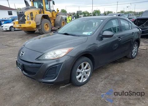 2010 Mazda Mazda3 I Touring z USA, uszkodzony, nr VIN JM1BL1SG2A1342156